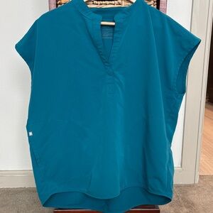Figs Teal Women's Scrub Top with side pockets